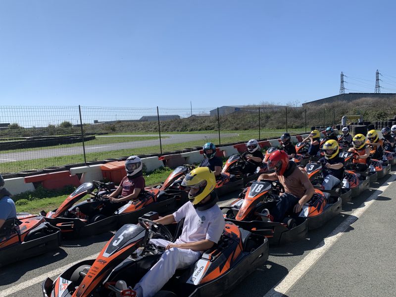 Photo karting team building outing